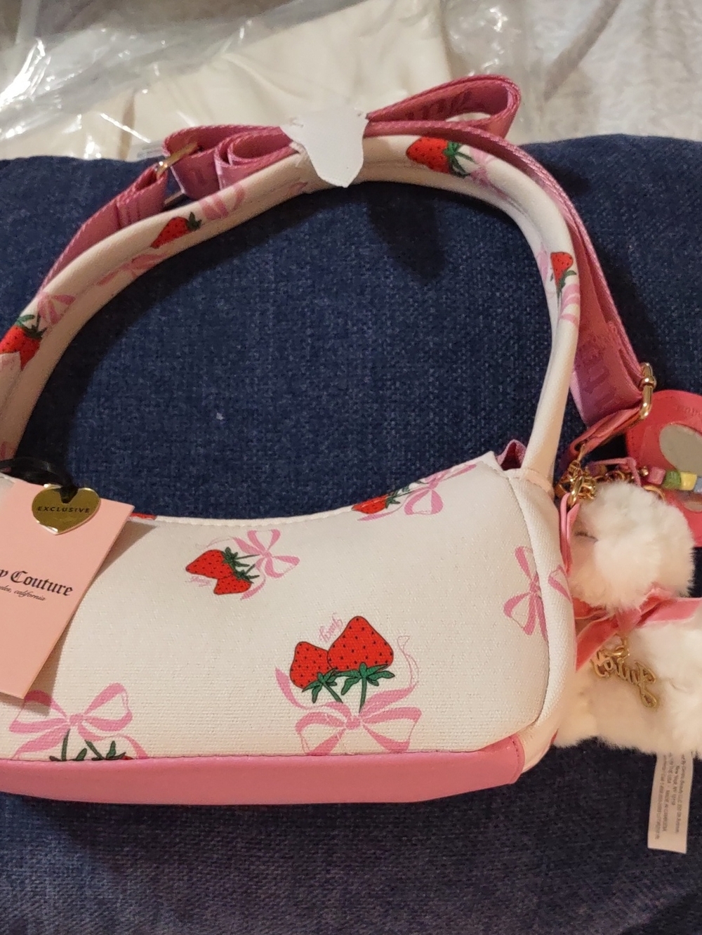 Juicy Couture Strawberry Festival Shoulder Bag Bow Cream Multi NWT Bunny Charm. - Picture 1 of 11